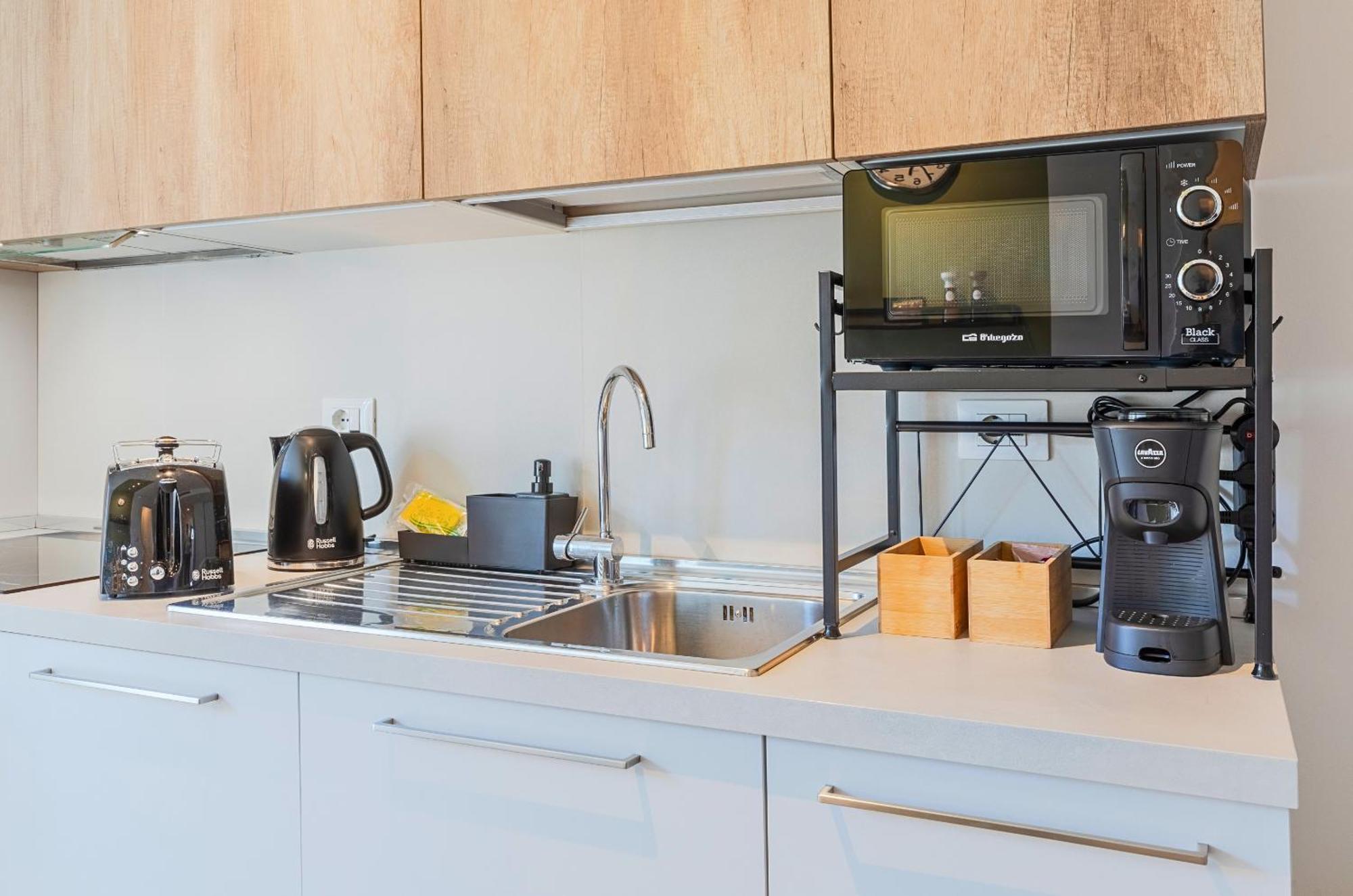 Natural Chic - 15 Min Dall'Arena & Garage เวโรนา ภายนอก รูปภาพ